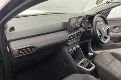 Dacia Sandero Stepway Prestige Manual Petrol Hatchback - Stock Number (1669404) - 9th supplementary image