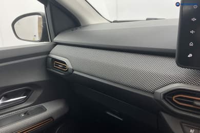Dacia Sandero Stepway Prestige Manual Petrol Hatchback - Stock Number (1669404) - 20th supplementary image