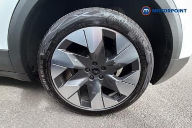 Ford Explorer Premium Automatic Electric SUV - Stock Number (1674172) - 42nd supplementary image