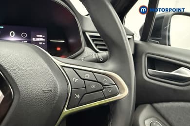 Renault Clio Techno Manual Petrol Hatchback - Stock Number (1675779) - 9th supplementary image