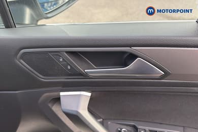 Volkswagen Tiguan Allspace Life Automatic Petrol SUV - Stock Number (1675994) - 4th supplementary image