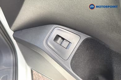 Volkswagen Tiguan Allspace Life Automatic Petrol SUV - Stock Number (1675994) - 6th supplementary image