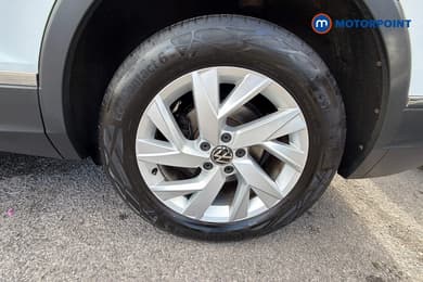 Volkswagen Tiguan Allspace Life Automatic Petrol SUV - Stock Number (1675994) - 20th supplementary image