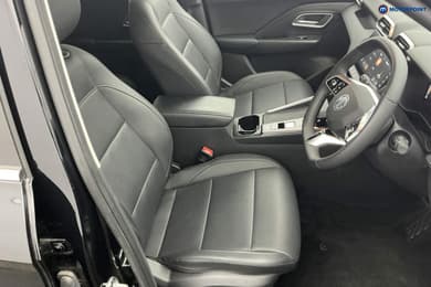 Mg Motor Uk ZS Trophy Automatic Petrol-Electric Hybrid SUV - Stock Number (1676776) - 5th supplementary image