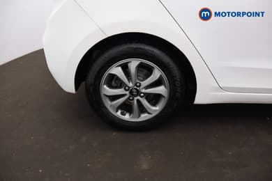 Hyundai I20 SE Manual Petrol Hatchback - Stock Number (1666246) - 2nd supplementary image