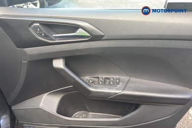 Volkswagen T-Cross SE Manual Petrol SUV - Stock Number (1667132) - 1st supplementary image