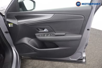 Vauxhall Mokka Ultimate Automatic Electric SUV - Stock Number (1676756) - 9th supplementary image