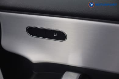 Mercedes-Benz A Class Amg Line Automatic Petrol Plug-In Hybrid Saloon - Stock Number (1678528) - 9th supplementary image