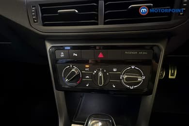 Volkswagen T-Cross Active Automatic Petrol SUV - Stock Number (1664149) - 5th supplementary image
