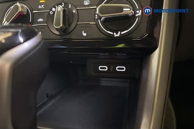 Volkswagen T-Cross Active Automatic Petrol SUV - Stock Number (1664149) - 6th supplementary image