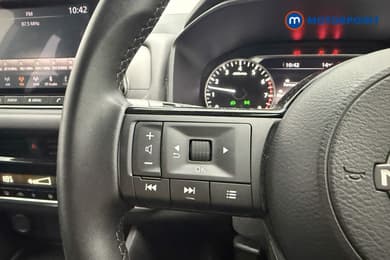 Nissan Qashqai Acenta Premium Manual Petrol SUV - Stock Number (1667424) - 7th supplementary image