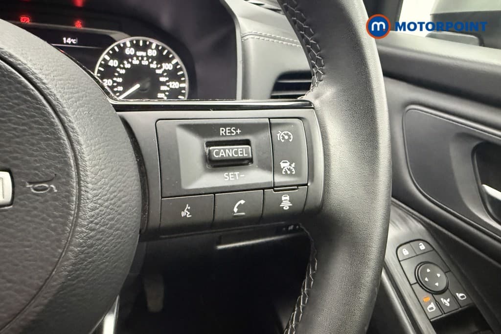 Nissan Qashqai Acenta Premium Manual Petrol SUV - Stock Number (1667424) - 8th supplementary image