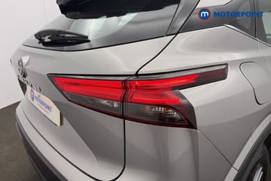 Nissan Qashqai Acenta Premium Manual Petrol SUV - Stock Number (1667424) - 17th supplementary image