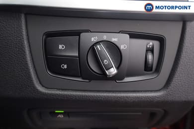 BMW 3 Series Luxury Automatic Petrol Saloon - Stock Number (1677623) - 8th supplementary image