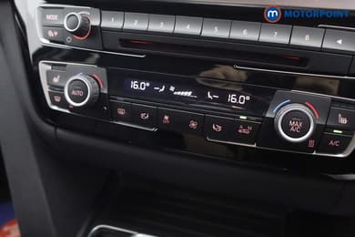 BMW 3 Series Luxury Automatic Petrol Saloon - Stock Number (1677623) - 12th supplementary image