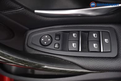 BMW 3 Series Luxury Automatic Petrol Saloon - Stock Number (1677623) - 27th supplementary image