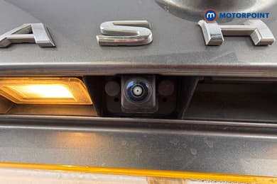 Nissan Qashqai N-Connecta Automatic Petrol SUV - Stock Number (1667346) - 36th supplementary image