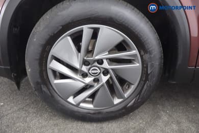 Nissan Qashqai Acenta Premium Automatic Petrol SUV - Stock Number (1674191) - 17th supplementary image