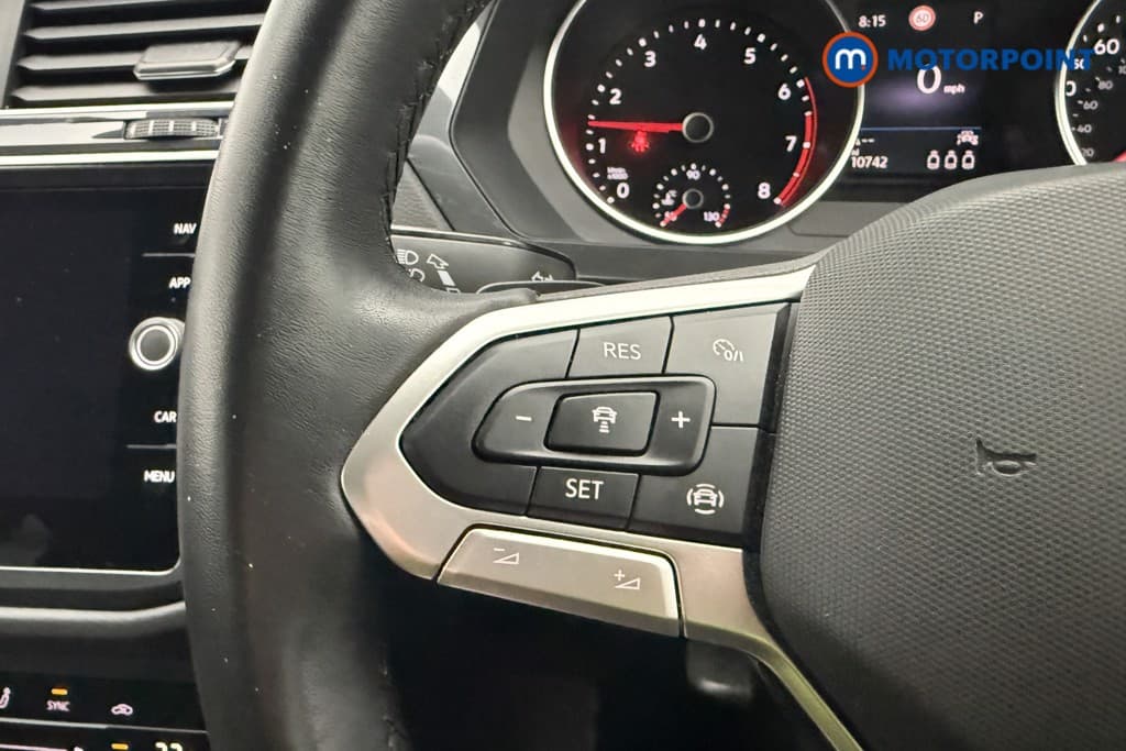 Volkswagen Tiguan Life Automatic Petrol SUV - Stock Number (1676479) - 8th supplementary image