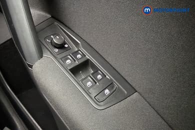 Volkswagen Tiguan Life Automatic Petrol SUV - Stock Number (1676479) - 17th supplementary image