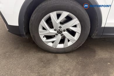 Volkswagen Tiguan Life Automatic Petrol SUV - Stock Number (1676479) - 26th supplementary image