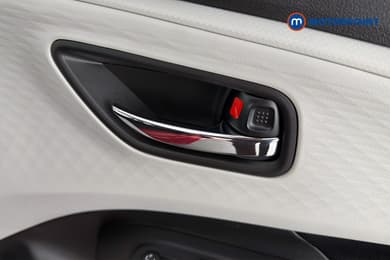 Suzuki Swift Motion Manual Petrol Hatchback - Stock Number (1677424) - 42nd supplementary image