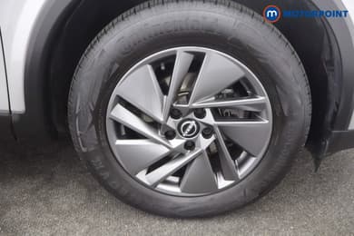 Nissan Qashqai Acenta Premium Manual Petrol SUV - Stock Number (1677975) - 15th supplementary image