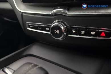 Volvo Xc60 R Design Pro Automatic Petrol Plug-In Hybrid SUV - Stock Number (1678485) - 12th supplementary image