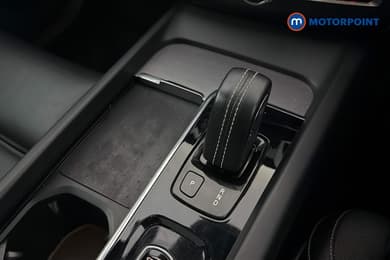 Volvo Xc60 R Design Pro Automatic Petrol Plug-In Hybrid SUV - Stock Number (1678485) - 15th supplementary image