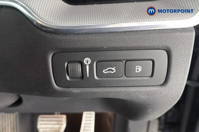 Volvo Xc60 R Design Pro Automatic Petrol Plug-In Hybrid SUV - Stock Number (1678485) - 18th supplementary image