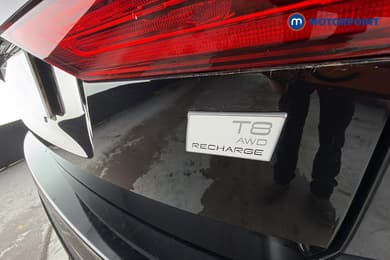 Volvo Xc60 R Design Pro Automatic Petrol Plug-In Hybrid SUV - Stock Number (1678485) - 37th supplementary image