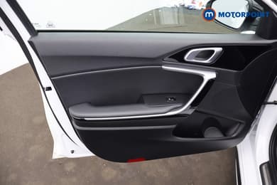 KIA Ceed Gt-Line Manual Petrol Hatchback - Stock Number (1668863) - 32nd supplementary image