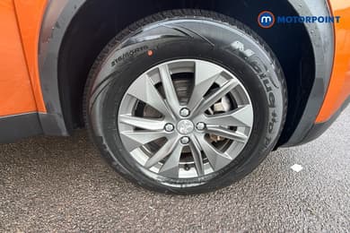 Peugeot 2008 Active Premium-Plus Automatic Electric SUV - Stock Number (1672712) - 1st supplementary image