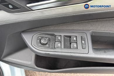 Volkswagen Golf Match Manual Petrol Hatchback - Stock Number (1677433) - 3rd supplementary image