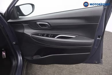 Hyundai Bayon Premium Automatic Petrol SUV - Stock Number (1677462) - 10th supplementary image