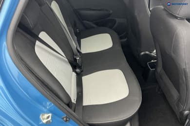 Hyundai I10 Premium Manual Petrol Hatchback - Stock Number (1679633) - 4th supplementary image