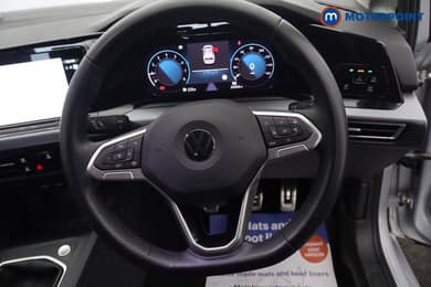 Volkswagen Golf Active Manual Petrol Hatchback - Stock Number (1671532) - 2nd supplementary image