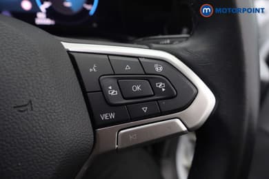 Volkswagen Golf Active Manual Petrol Hatchback - Stock Number (1671532) - 5th supplementary image