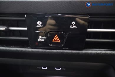 Volkswagen Golf Active Manual Petrol Hatchback - Stock Number (1671532) - 15th supplementary image