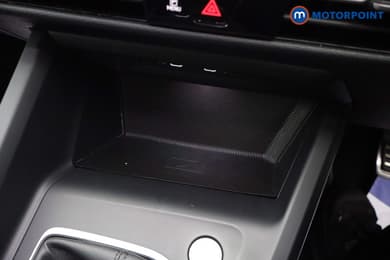 Volkswagen Golf Active Manual Petrol Hatchback - Stock Number (1671532) - 16th supplementary image