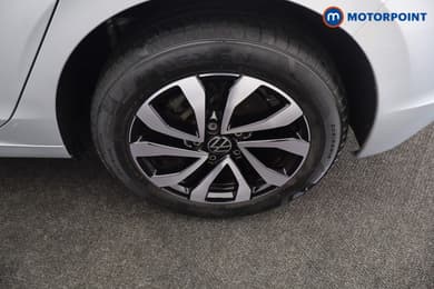 Volkswagen Golf Active Manual Petrol Hatchback - Stock Number (1671532) - 34th supplementary image