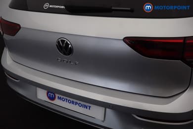 Volkswagen Golf Active Manual Petrol Hatchback - Stock Number (1671532) - 44th supplementary image