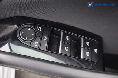 Mazda 3 Exclusive-Line Automatic Petrol Hatchback - Stock Number (1672710) - 11th supplementary image