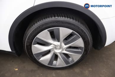 Tesla Model Y Long Range Automatic Electric SUV - Stock Number (1676520) - 2nd supplementary image