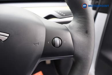 Tesla Model Y Long Range Automatic Electric SUV - Stock Number (1676520) - 7th supplementary image