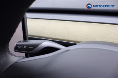Tesla Model Y Long Range Automatic Electric SUV - Stock Number (1676520) - 8th supplementary image