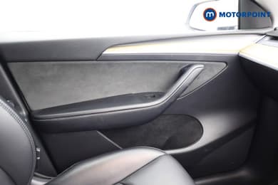 Tesla Model Y Long Range Automatic Electric SUV - Stock Number (1676520) - 15th supplementary image