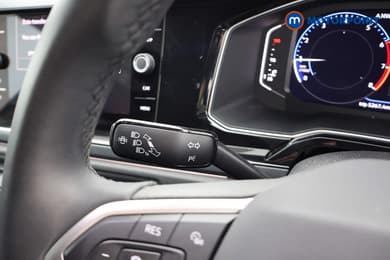 Volkswagen Polo R-Line Manual Petrol Hatchback - Stock Number (1681445) - 8th supplementary image