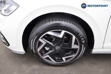 Volkswagen Polo R-Line Manual Petrol Hatchback - Stock Number (1681445) - 1st supplementary image