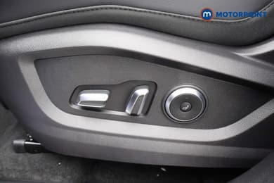 Chery Tiggo 8 Summit Automatic Petrol Plug-In Hybrid SUV - Stock Number (1682727) - 27th supplementary image